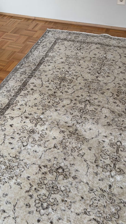 Safiye Vintage Turkish Rug